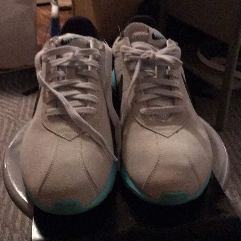 Nike men’s shoes
